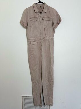 YFB Short-Sleeve Beige Utility Jumpsuit Size Small